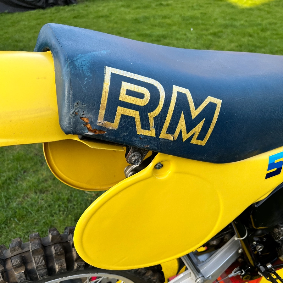 Thumb Image number 3 for Widowmakertrader vintage & classic motorcycle sales item Suzuki RM 500 1983 for sale image, barn find,  New and used motorcycles,  MOT,  Classic Motorcycles for sale, garage find,  Honda cr500, Motorcycle Sales in St Neots. Widowmakertrader is located in St Neots.