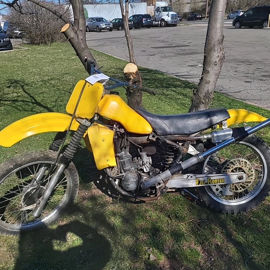 Thumb Image number 3 for Image of our COMING SOON !! Suzuki RM 125's x 3 1982 for sale.,  Honda cr500, Motorcycle Sales in St Neots,  Kawasaki kx500,  Classic mx, Vintage motorcross bikes,  MOT, barn find. Serving the St Neots area.